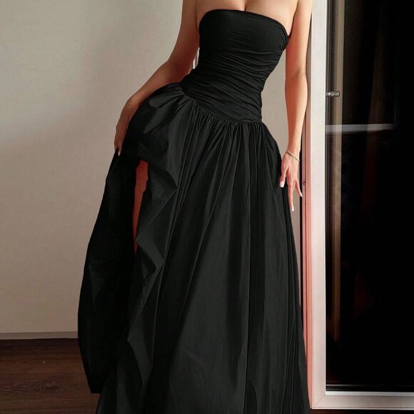 Black Elegant Women's Sexy Strapless Maxi Dress with Asymmetric Slit - Picture 6 of 10